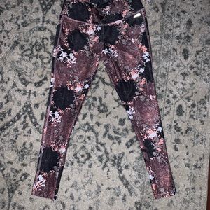 Brand New!! Pattern Leggings